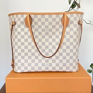 Louis Vuitton MM Neverfull damier azur with pouch